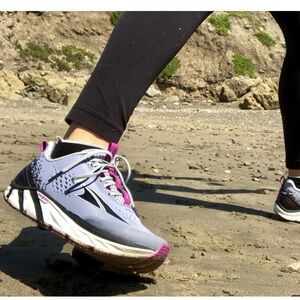 Altra Grey Purple Torin 4 FootShape Comfort Toebox Ultra‎ Lightweight Sneakers 7